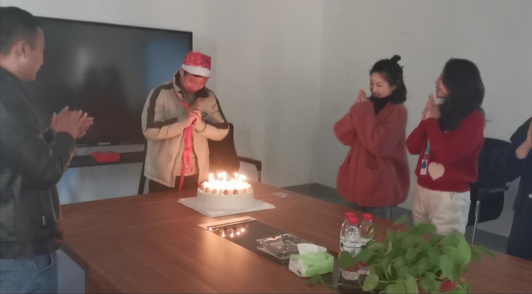 昆山水蜜桃免费视频生日會與感恩節相遇